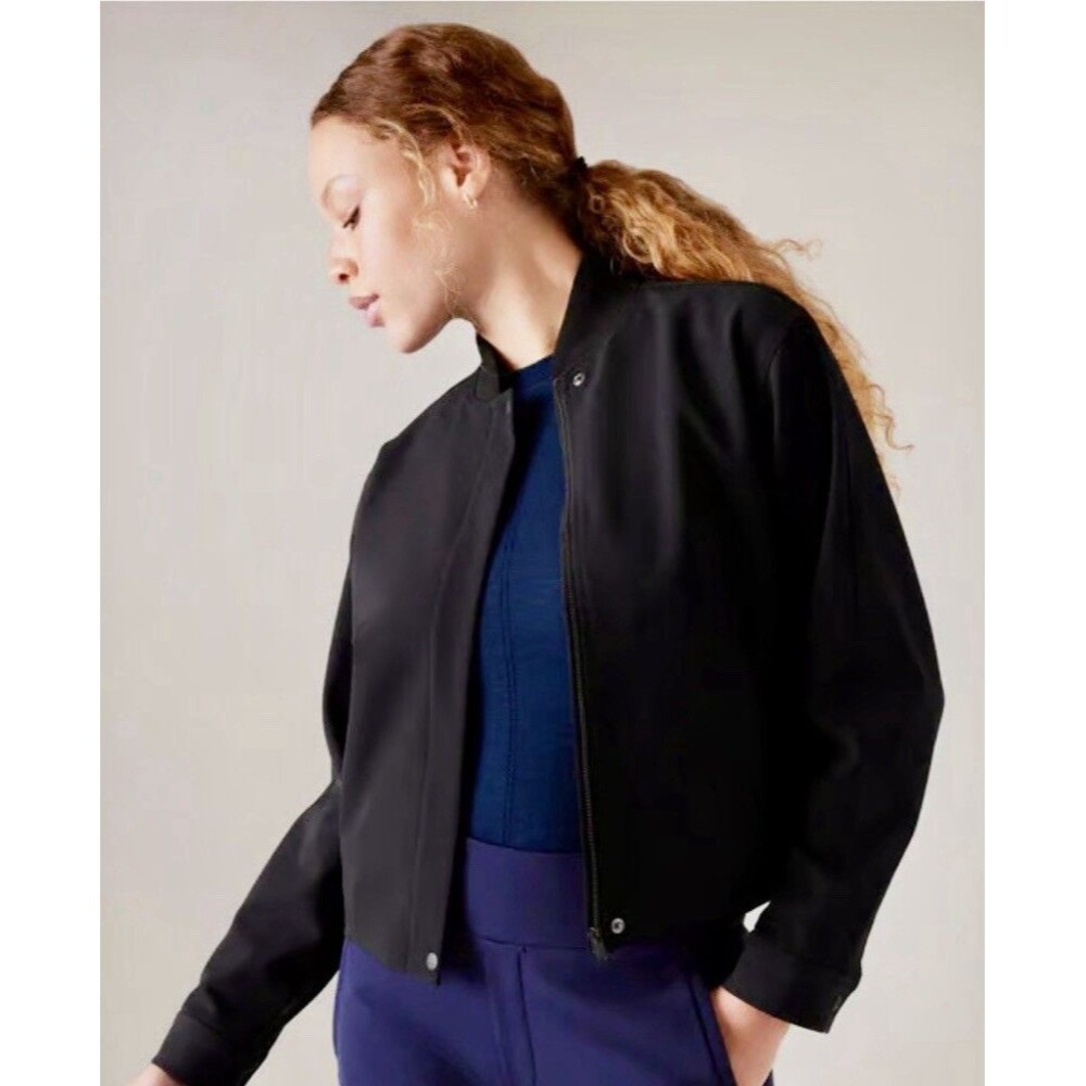 NWT Athleta Black Endless Bomber Jacket Zip Pockets Stretch Size XL RTV $139